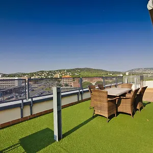 https://apartamentos-puigsapera.catalonia-hotels.com